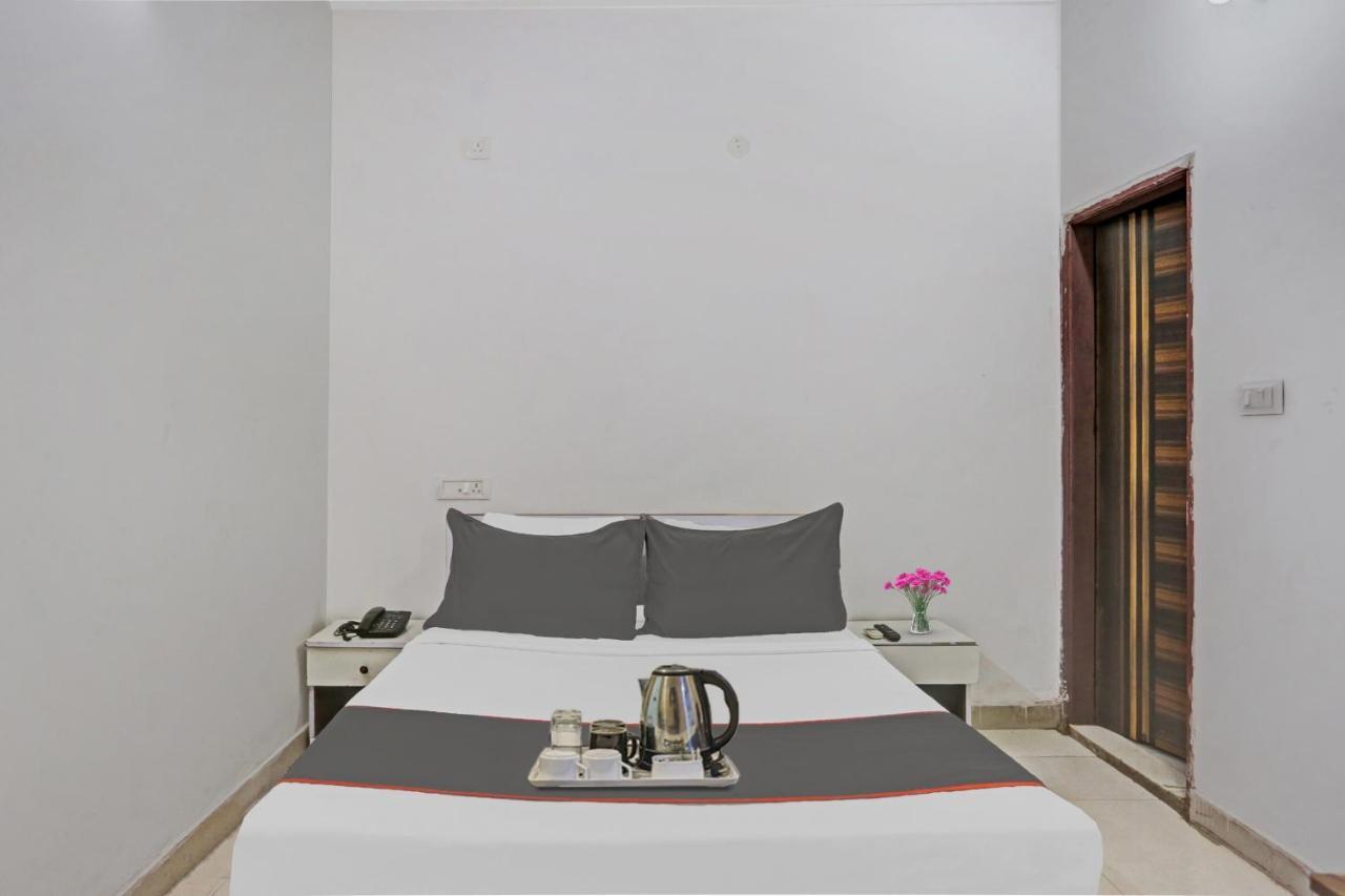 Hotel O Imperial Residency Near Dashrath Puri Metro Station New Delhi Eksteriør billede