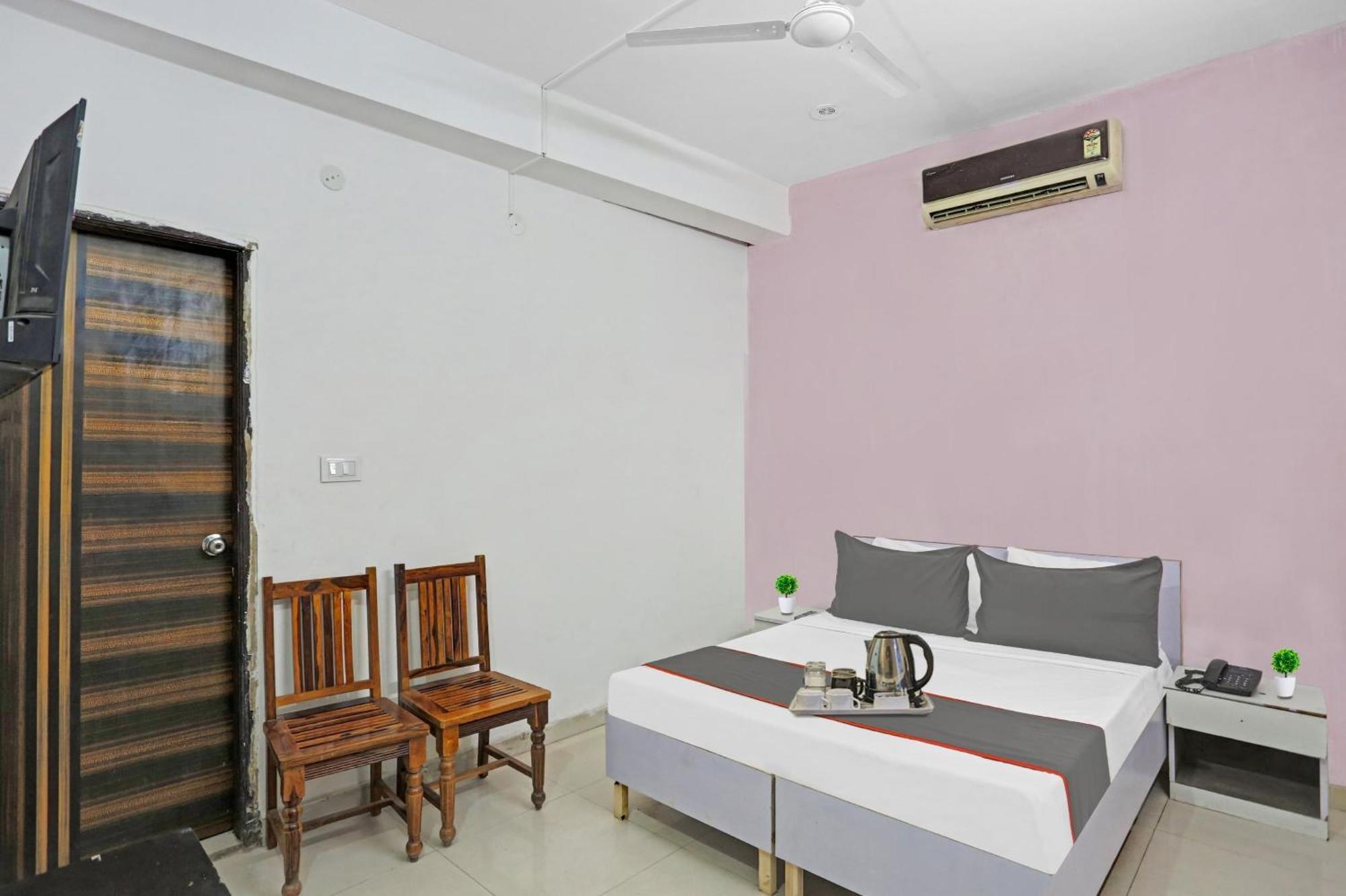 Hotel O Imperial Residency Near Dashrath Puri Metro Station New Delhi Eksteriør billede