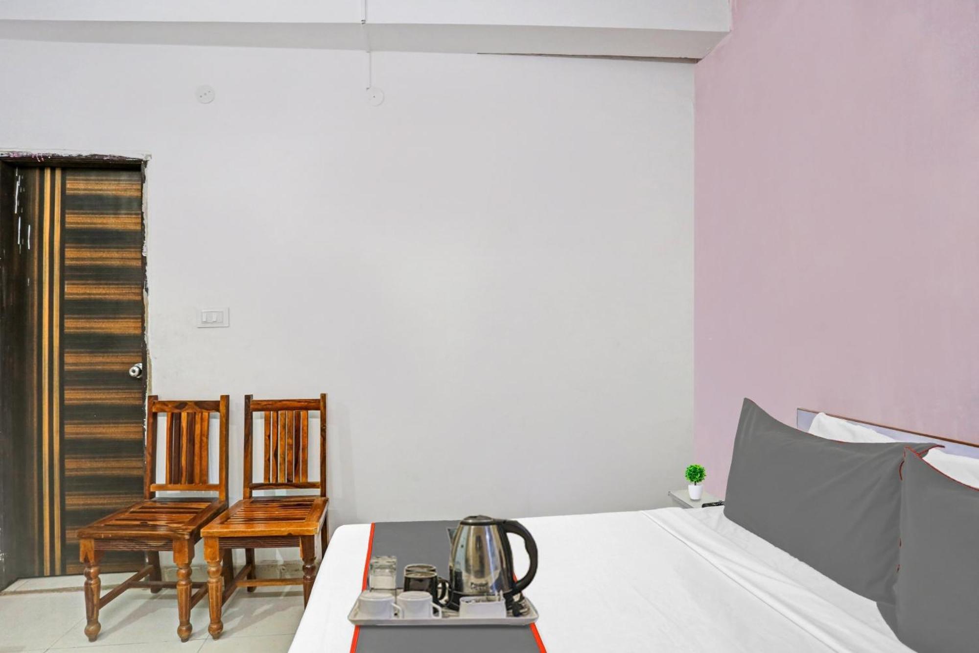 Hotel O Imperial Residency Near Dashrath Puri Metro Station New Delhi Eksteriør billede